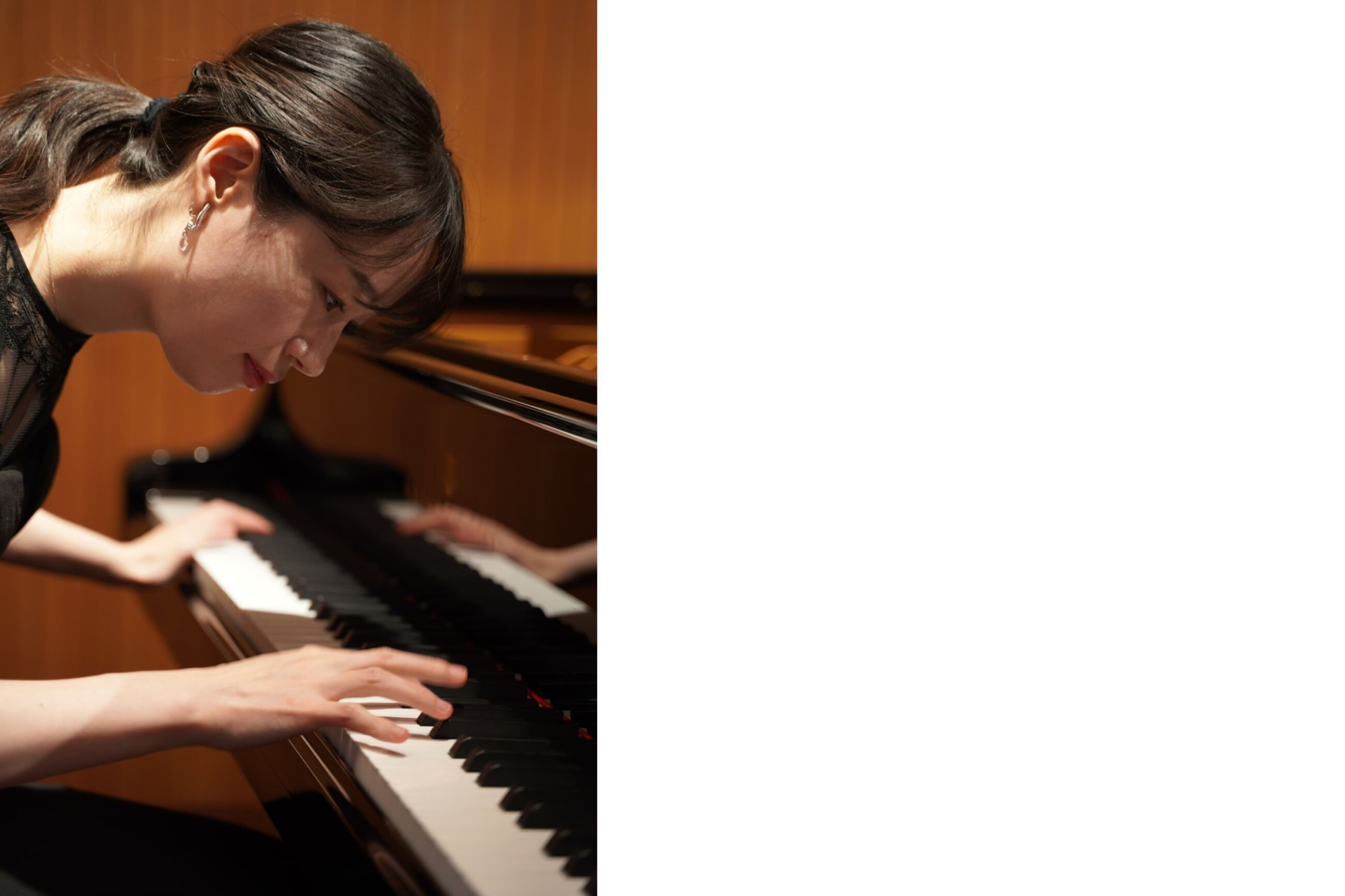 大崎さん演奏風景