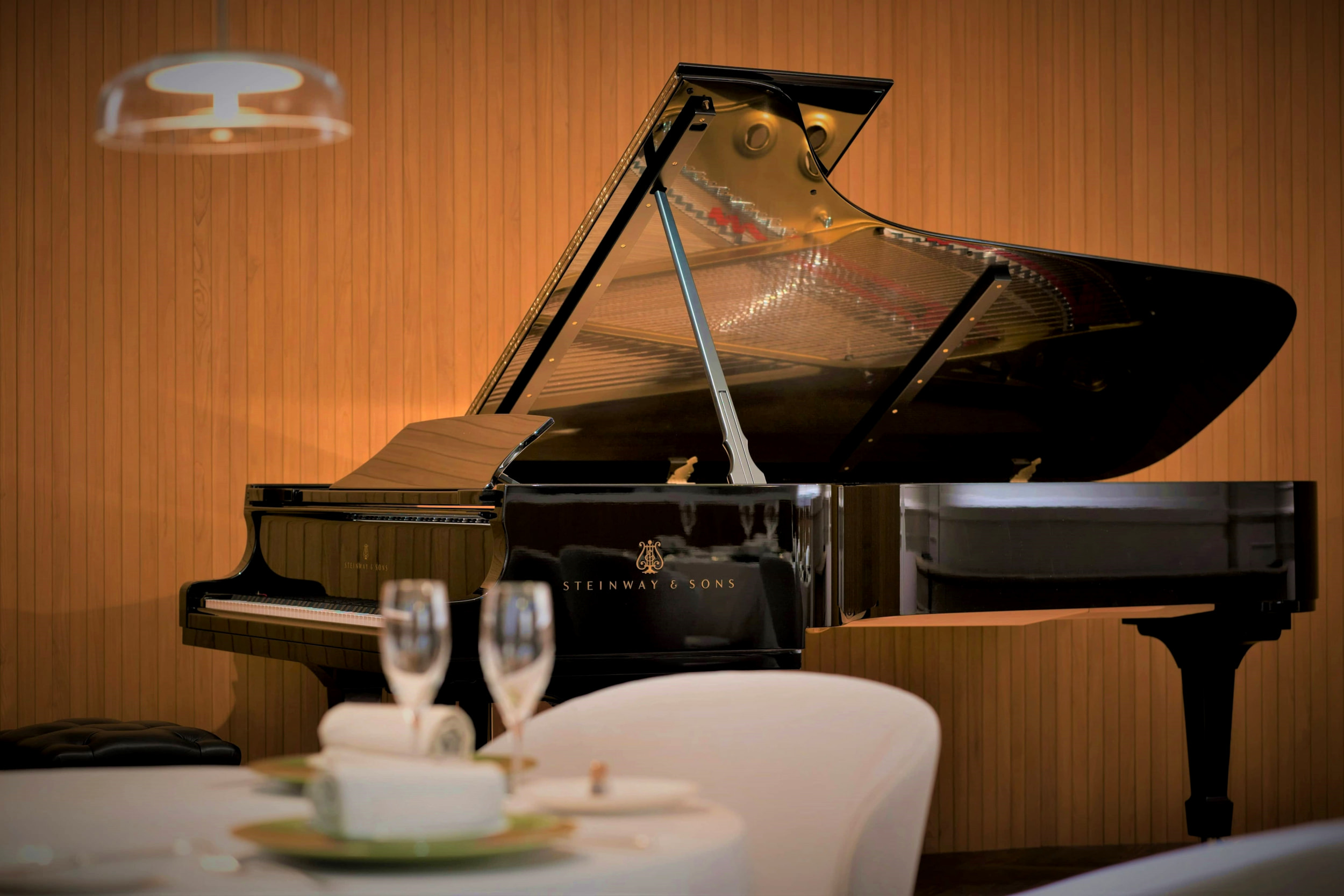 steinway&sons concert grand D-274